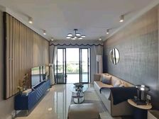 银滩西区高端小区,彰泰海棠湾精装110平三房两厅两卫一线海景