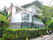 漓江边安厦亲水湾独栋别墅542平9房4厅4卫带双车库689万