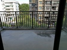 英才本部 彰泰天街 有车位 彰泰春天 七星区万达广场 旁