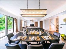 全新1手,免佣!999年契,现楼。港岛南区依山面海,尖子校网