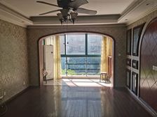 艺泰安邦 126平3居 南北向精装修