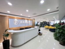 升龙大厦 510 平精装修拎包入住