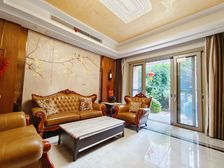 东江新城德威朗琴湾边位别墅豪装大花园首付144万带车位