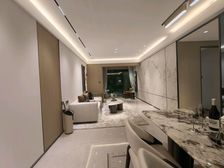 离地铁口百米之遥 首付5万 精装拎包入住 万科广场附近