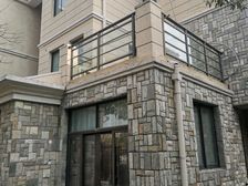 姐姐家枫丹双拼 亲情诚售 满5南北别墅 花园方正 999万得