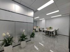 全套家具!全新装修!研发园148平精装带三隔间特惠出租!
