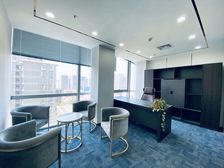 国贸永安里地铁通用国际中心185平精装全套家具可随时入住