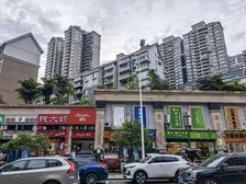 南城时代城商临,业主诚心出售,月金8000