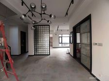 急售!精装未住过,带车库大院子200平送露台30平碧桂园