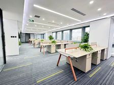 国贸呼家楼地铁复星国际中心589平精装全套家具正对电梯间特价