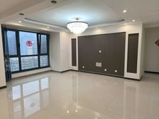 四中5字开头电梯房15层南北豪装老证129平三室76.9万