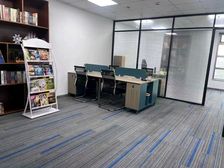 红巨大厦85平 带家具 带隔间 全新装修