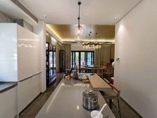 金山湖临湖独栋别墅 510平2828万带装修小区多户型在卖