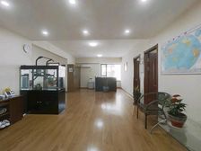 人民广场旁,长江杰座 南北通透4室大平层,户型大气,视野开阔