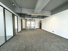 甲方直租 浮山后标志性建筑 交通便利 配套齐全 甲级办公