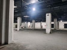 十里河临街2万平招租超市折扣店ktv汤泉洗浴可分租