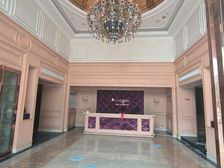 东城临街商铺800平出租