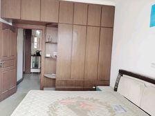 交通路 翡翠名都 140平 步梯房中层 25万