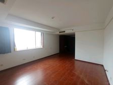 瑞海大厦48平4400元 翠微大厦43平4800元