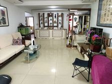 七大街步梯二楼,邻九小北门,三室两卫,113平米,售88万,