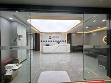 建正东方中心 500平正对电梯口 朝向 带全套家具 急租