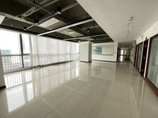 海王银河大厦半层出租,三面采光,精装修,配齐家私