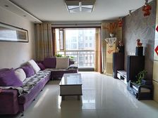 邻15小,精装修,117平米,售89万,电梯八楼,三室两卫。