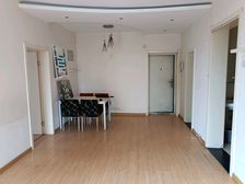 邻9小,15小,七大街京客隆超市,电梯南北两室,61.8万