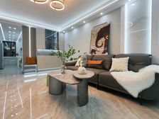 新建南区 一楼 首付一元 精装地热天然气 独立下水 大H