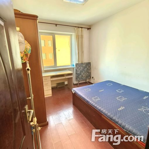 近新发地 宏福园 步梯中楼层 精装合租房 东向次卧 随时看住