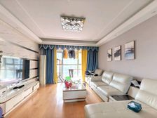 万科翡翠公园精装耳朵户型3室2卫南大街