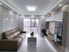 急售中骏世界城超靓全新未入住三房两卫中高层看花园江景住家安静