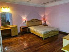 富华路大别墅513.1方,6房7卫三车库,大花园530万