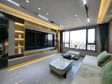 锦绣东方17楼,92平精装