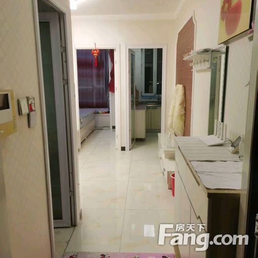 凤城盛世一室,精装修,自住房,家电齐全,拎包入住看房方便