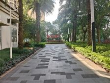 御龙山盛荟 中层2房 东北向 业主度假房仅48万