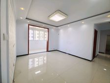 实验小学六中学区,房东自住房,滏兴国际,102.6平,三室