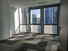 珠江新城南向133平,精装3房20工位,随时看房,富力盈信