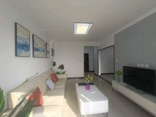 六 中 爱特御园电梯 2室1厅 老证 带家具 火车站附近