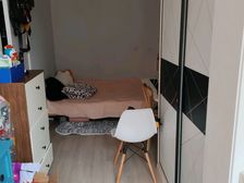 出售精装修一房,家具家电全送