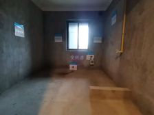 比邻万达爱情海广场,地铁中转站,榕心映月,端头四房,满二年。