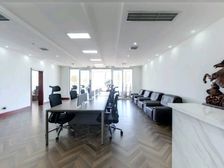 星海广场星海国际金融中心 南北通透大平层 户型大气 光线足