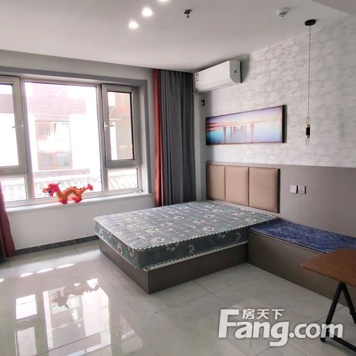 广渠路 南向 单间公寓 7号线地铁无中介 拎包入住