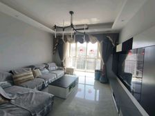 羊山公园旁纯边户精装修全屋中央空调带车位