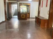 41万买康富花园4楼。