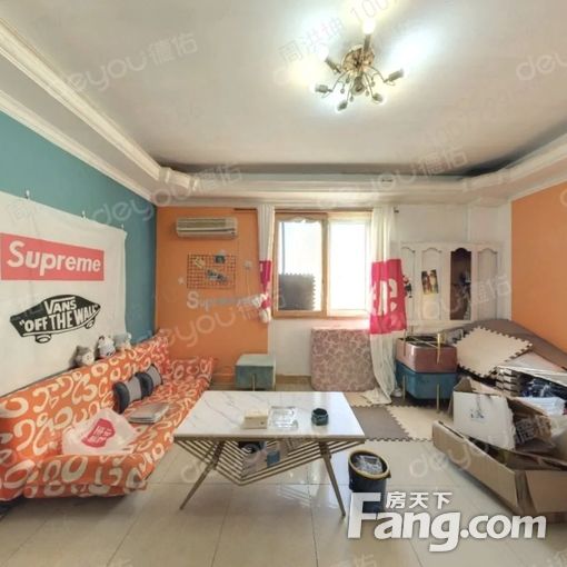 大通花园 整租一室 家具家电齐全 近地铁万达爱琴海 价格可议