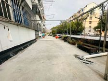 育秀 2楼 送朝南大露台喜欢养花种菜的看过来 ,近公园,菜场