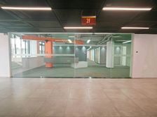 海珠地铁口 园林景观精装带小阳台 江边 方正实用大气门面