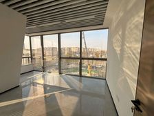 业主直租 价格面议 信联天地精装写字楼 透亮全明办公室