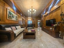 业主急售!中央公园 豪装洋房 四房双卫 带露台 送储物间